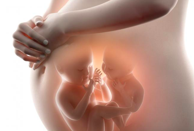 თუ ტყუპებზე ხართ ორსულად, აუცილებლად საკეისრო კვეთა დაგჭირდებათ მითი თუ რეალობა?